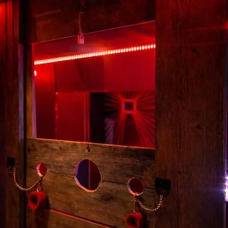 Experience Sensuelle & Immersive Pour 2 A 4 Pers Lejlighed